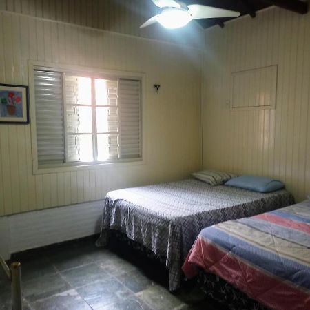 Casa Unica Com Piscina E Lareira A 1,2 Km Do Centro Villa Chapada dos Guimarães Exterior foto
